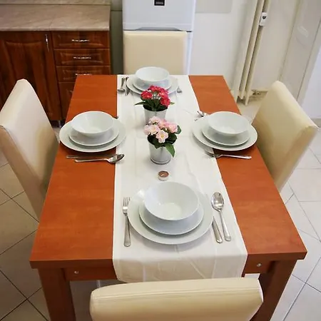 Modern Literally In The Downtown Appartement *
